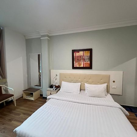 A25 Hotel - 19 Bui Thi Xuan 胡志明市 外观 照片